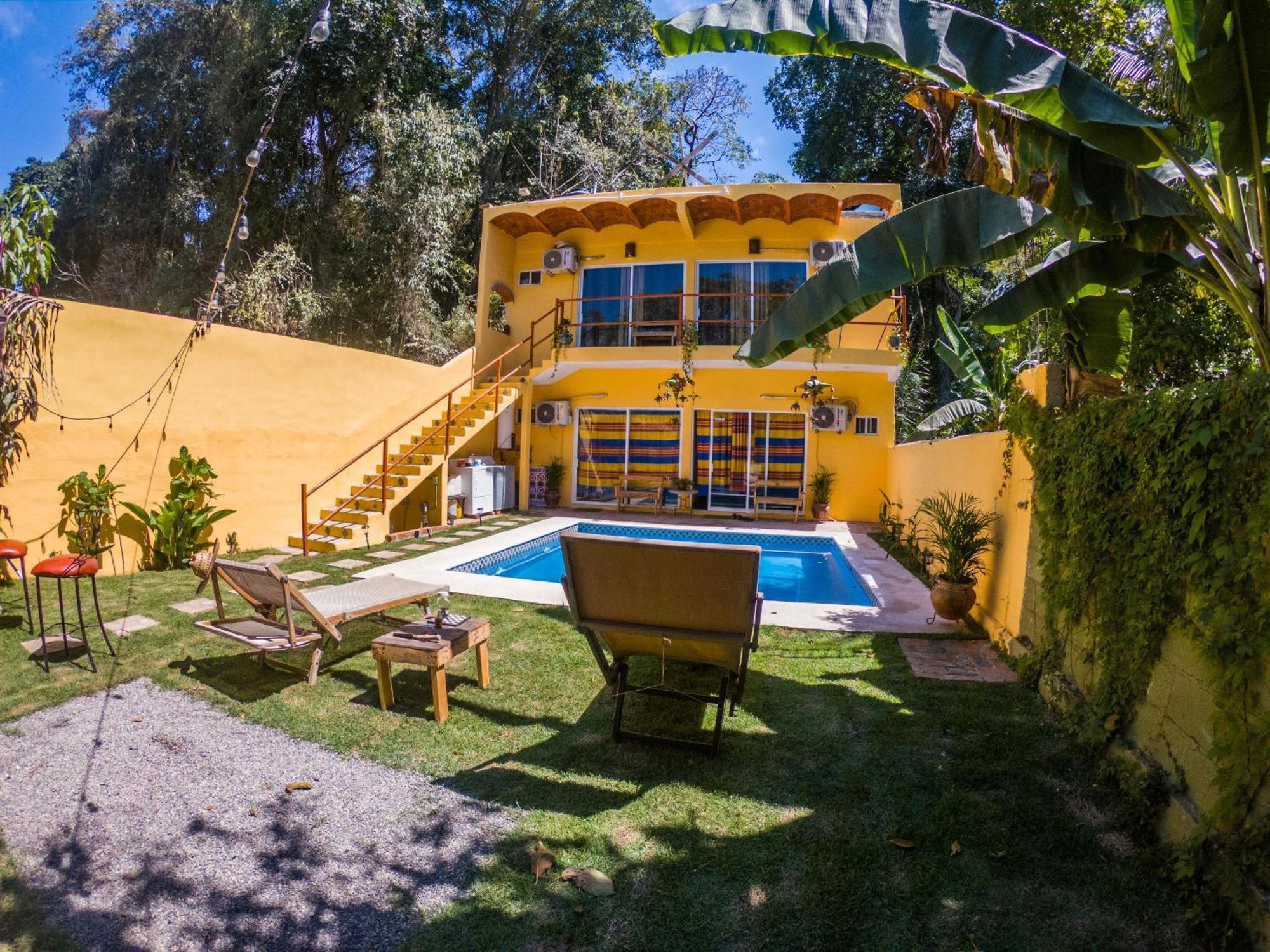 סאיוליטה Habitacion Privada Con Pisicina Y Cocina Compartida מראה חיצוני תמונה